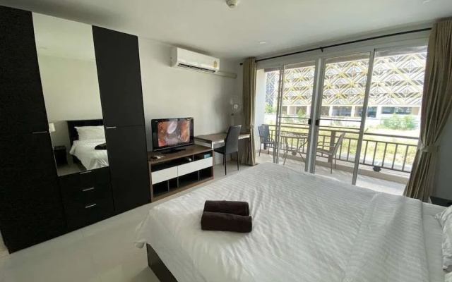 Jomtien Beach Penthouses by PSR