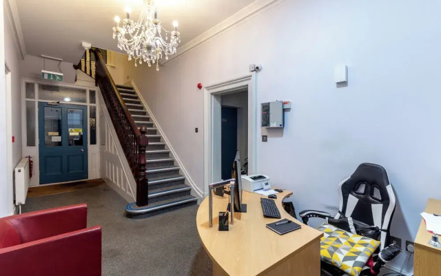 London Gatwick Inn