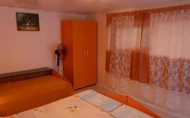 Rooms Molabeciri