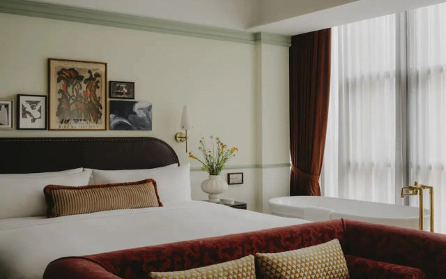 NoMad Hilton Singapore
