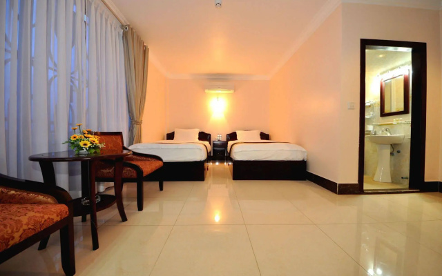 Jun Yue Hotel