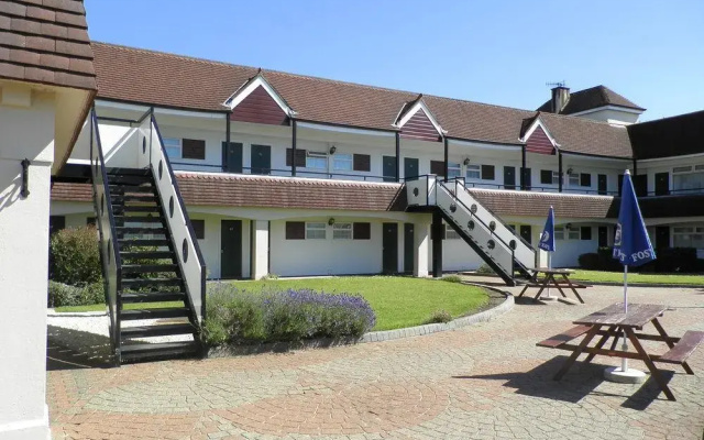 The Town & Country Lodge