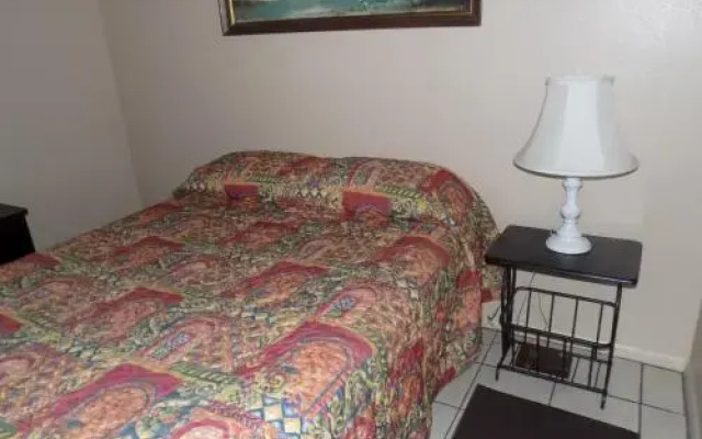 Parkside Motel - North Bend OR