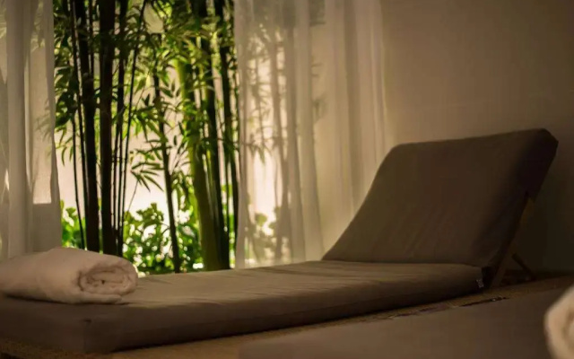 Hôtel b design & Spa