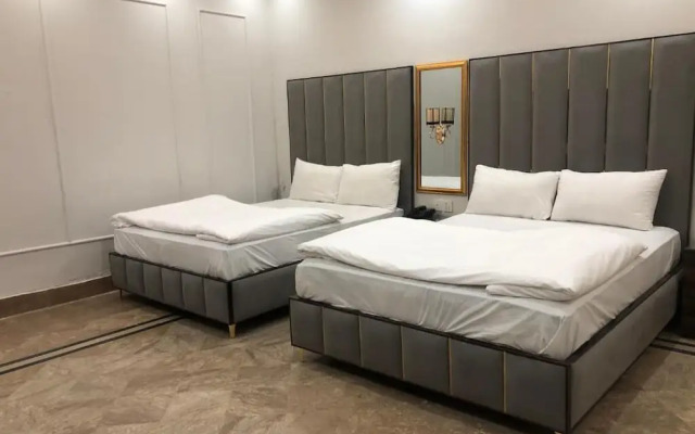 Five Seasons Hotel Lahore