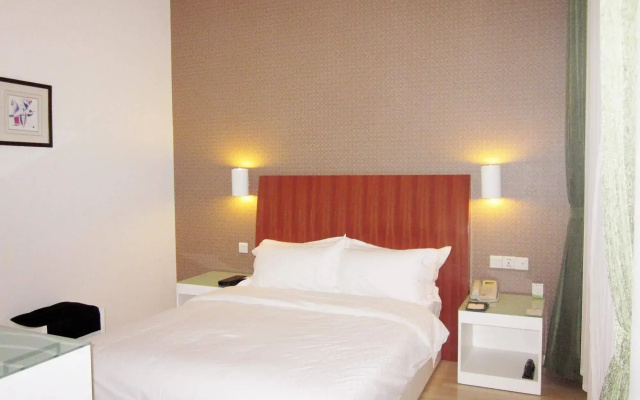 Wuhu Alton Hotel