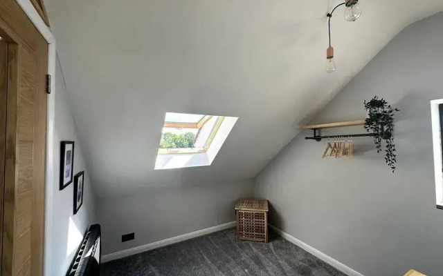 Remarkable 1-bed Apartment in Glastonbury