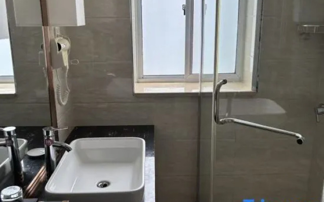Ruifeng Hotel