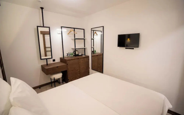 Lina Guest House