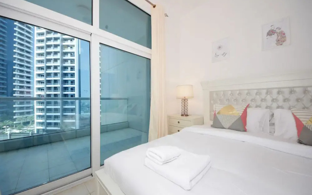 Signature Holiday Homes - Al Fahad Dubai