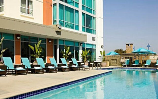 Residence Inn by Marriott Downtown Long Beach 2