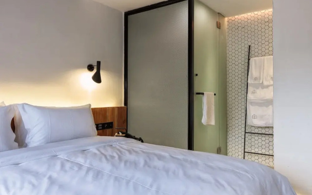 Zhangjiajie SIXX Hotel