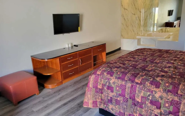 Stadium Inn & Spas