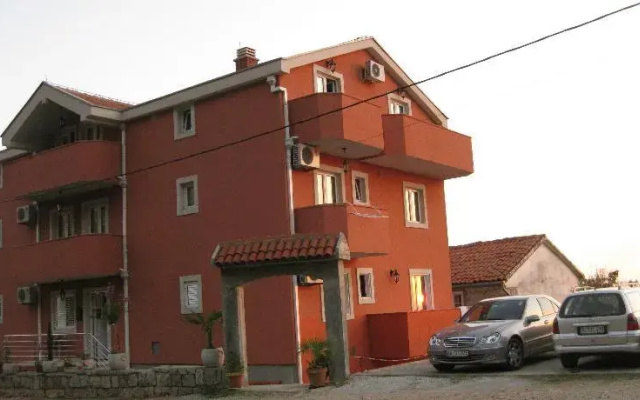 Apartments Drobni Pijesak