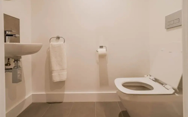 The Hidden Suite - 4BR Townhome Roof Top