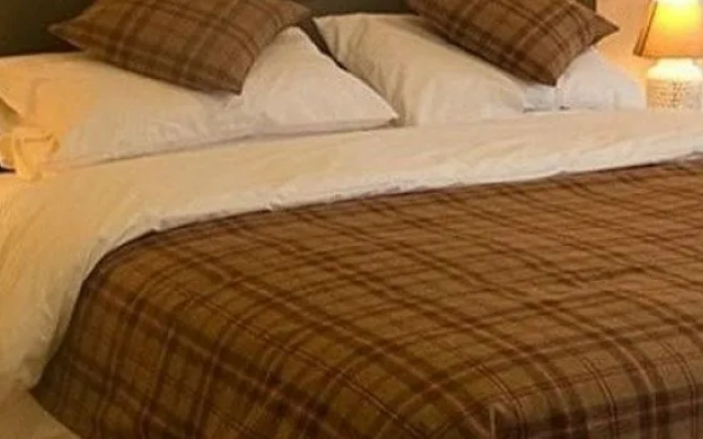 Burghfield House Hotel