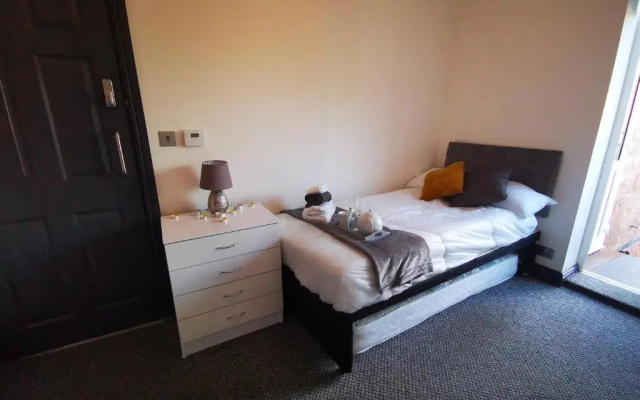 Mapperly Guest House