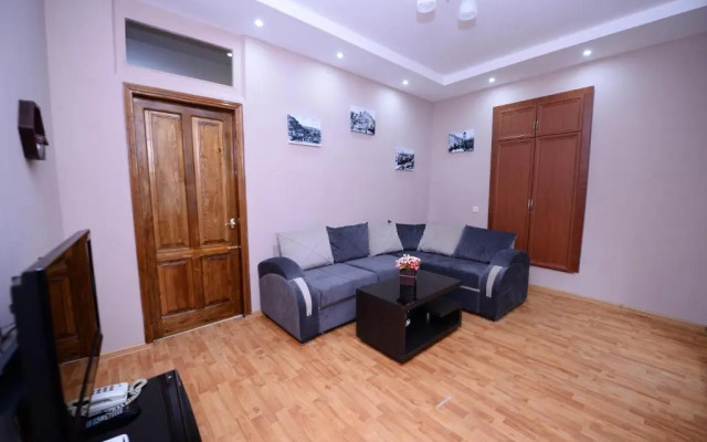 Sweet Home Apartment