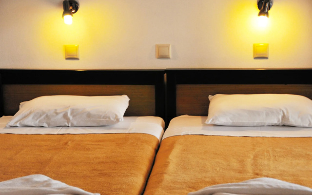Sylvia Hotel Crete