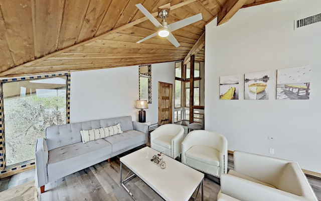 1013cove 3 Bedroom Home
