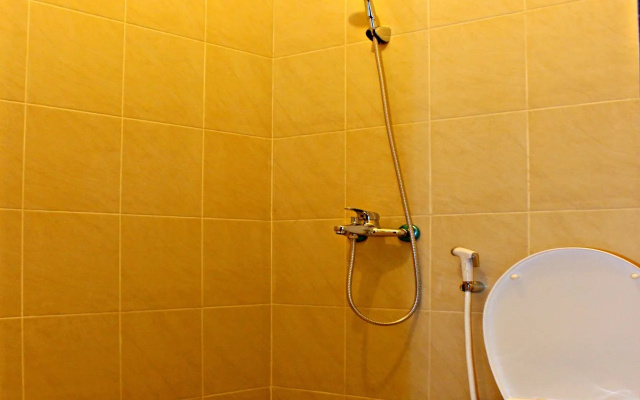 De Orange Pasteur Guest House by HouseinBandung