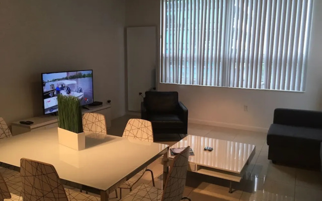 Design District Midtown Apartments by NUOVO