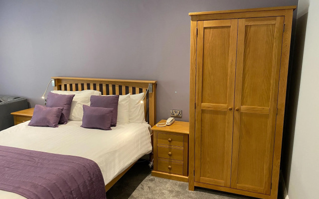 Exeter Court Hotel