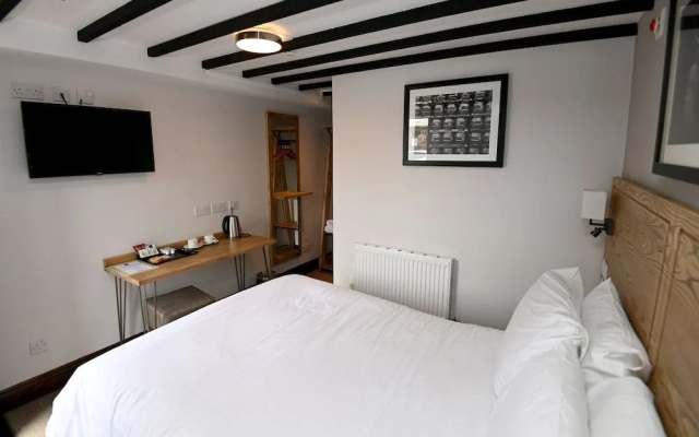 Swan, Thatcham by Marston’s Inns