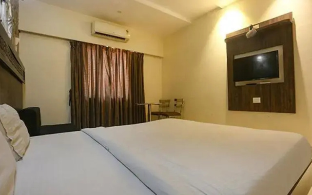 Fabhotel Shivani Residency