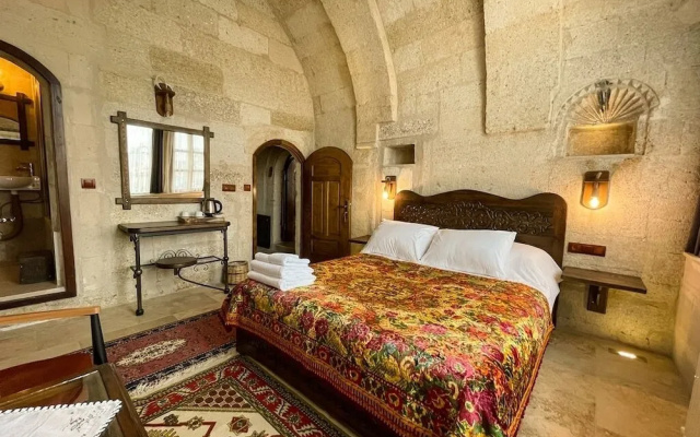 Takunya Cave Hotel