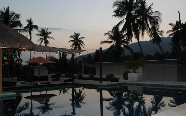 Baan Seaview Holiday Villas.