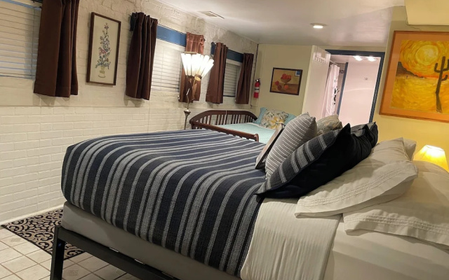 Ray's Bucktown B&B