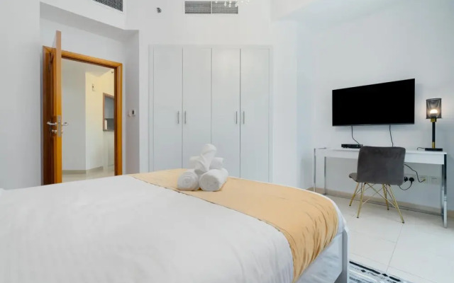 Marvelous 1Bd Marina Residences Pool