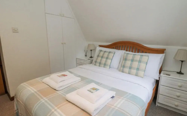 Lodge 2 - Inglewood Lodge