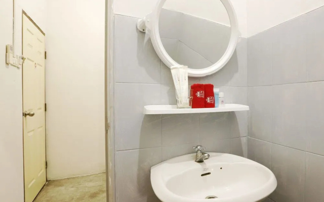 ZEN Rooms Thalang Road