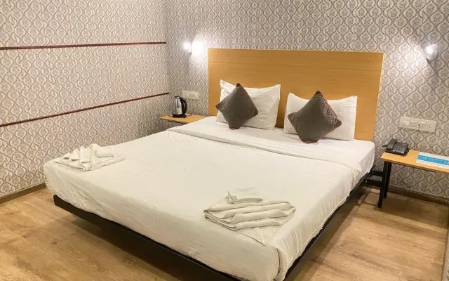 Swagstay Hotel Ownhouse