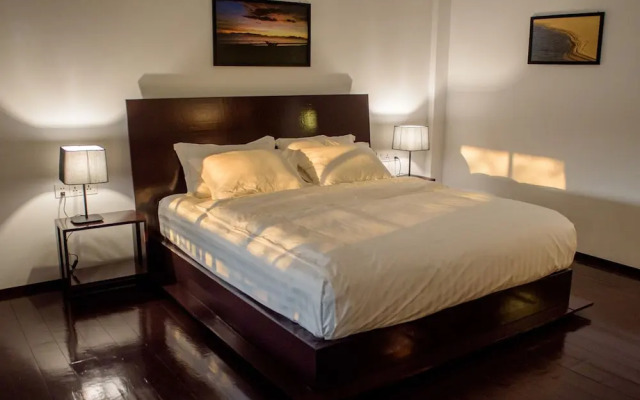 The Mandolis Hotel