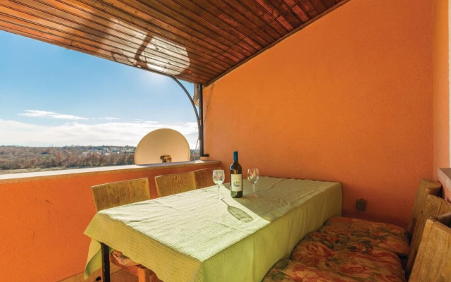 Stunning Home in Zbandaj With Wifi and 2 Bedrooms