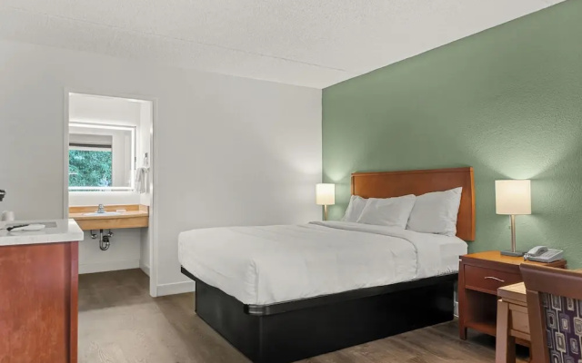 Vagabond Inn Executive Old Town