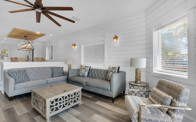 Silver Beach Retreat - 1938171