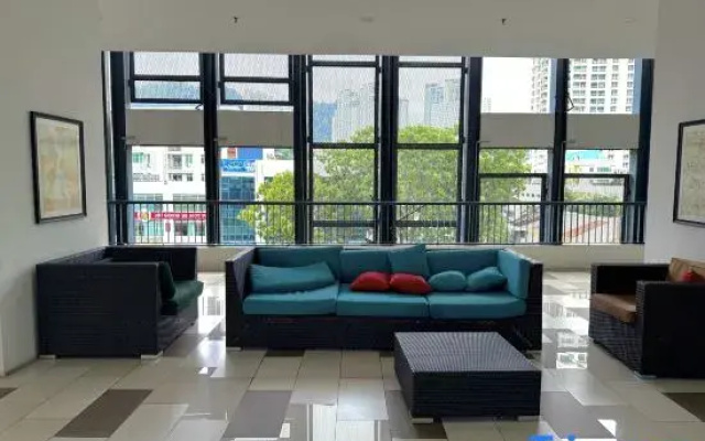Landmark Seaview Cozy Family Suite w/Balcony•6 Pax