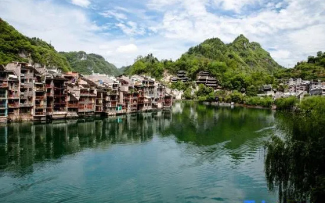 Zhenyuan Beautiful Riverside Residence (Zhusheng Bridge)