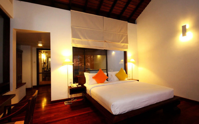Grand Beach Hotel Wadduwa
