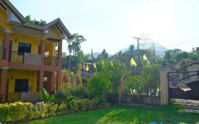 Sangi Tourist Inn - near Kawasan Badian Canyoneering