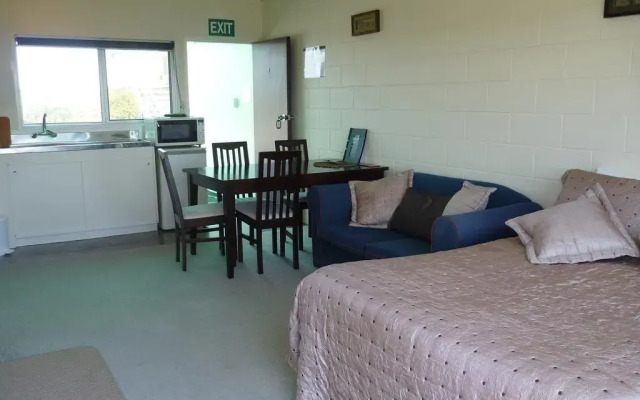 Ranui Lodge Motel