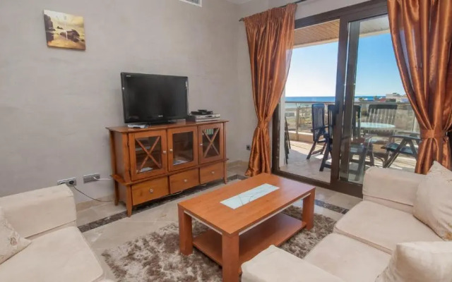 Marina Del Castillo 235