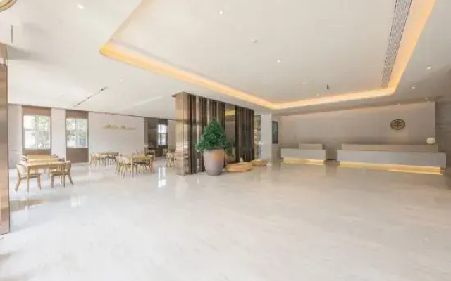 Ji Hotel (Tianjin Binhai International Airport)