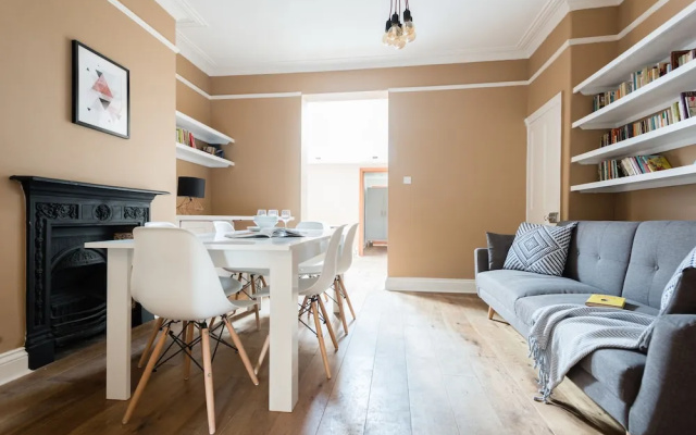 Wonderful Spacious 6 Bed Home in Heart of Bath