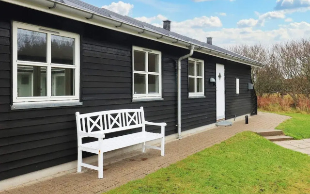 Stunning Holiday Home in Hirtshals with Hot Tub