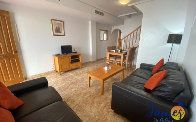 La Cinuelica R14 Townhouse with Com pool L160